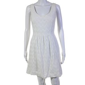 Marthas Vineyard Womens Textured Sleeveless Round Neck Zip Dress White Size 0